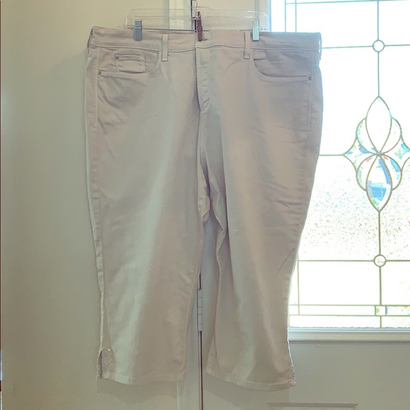 NYDJ plus size women’s crop jeans - Picture 2 of 6